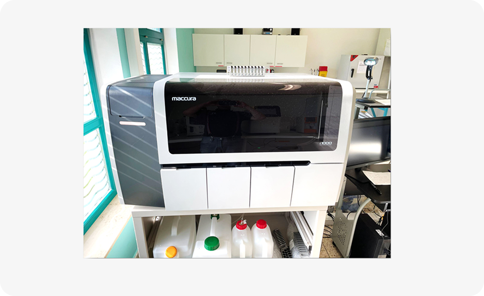 Laboratory equipment 4