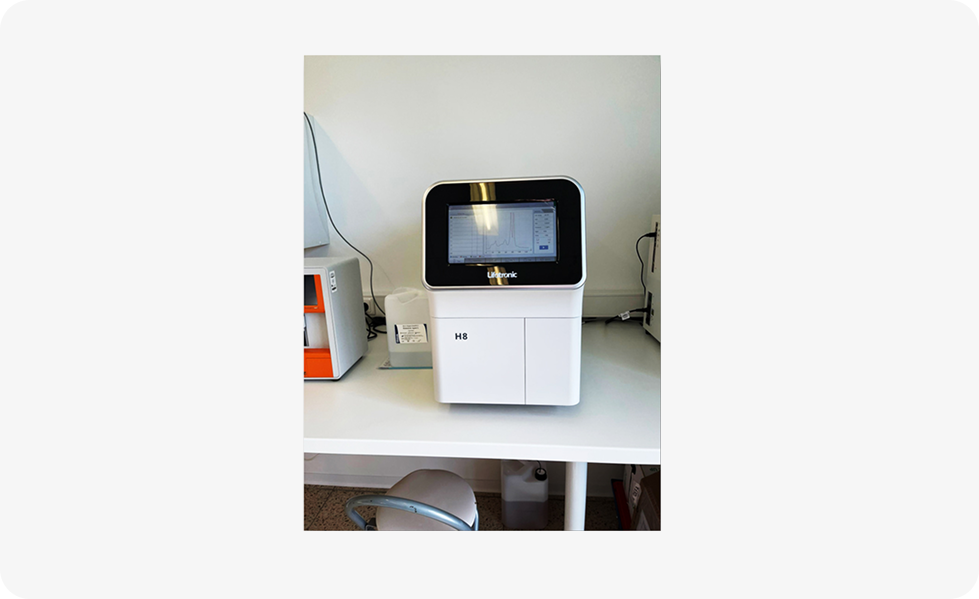 Laboratory equipment 4