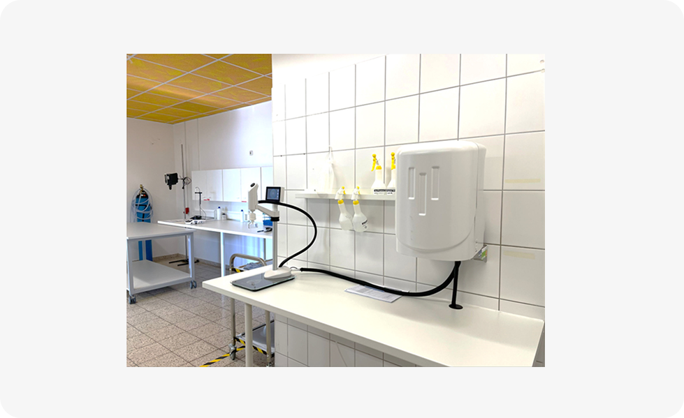 Laboratory equipment 4